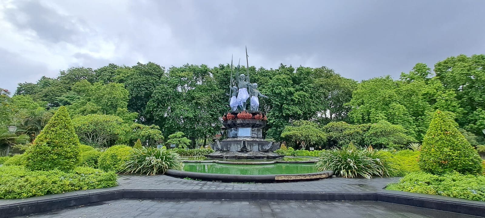Le monument du Puputan Badung dans le centre de Denpasar